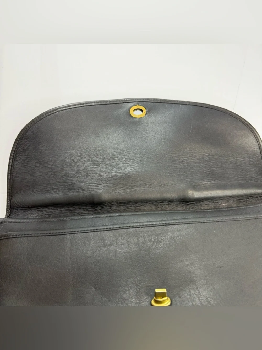 Coach vintage Black Leather briefcase messenger Bag full grain leather EUC